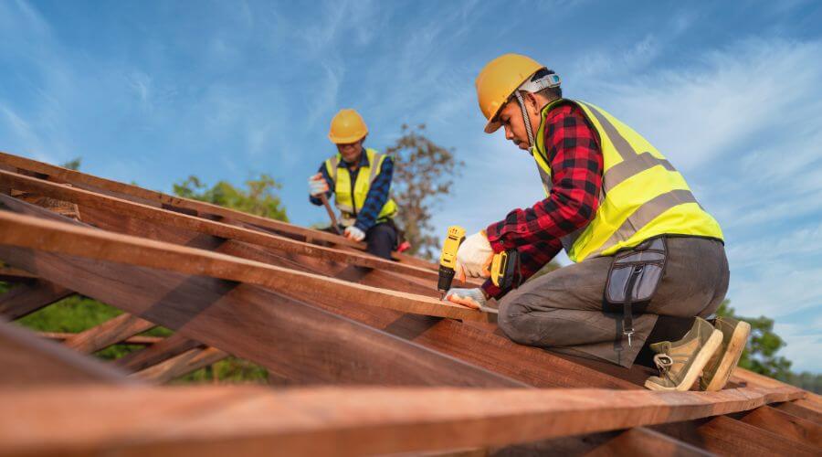 Professional Flat Roofing Installation services in Buchtel, OH